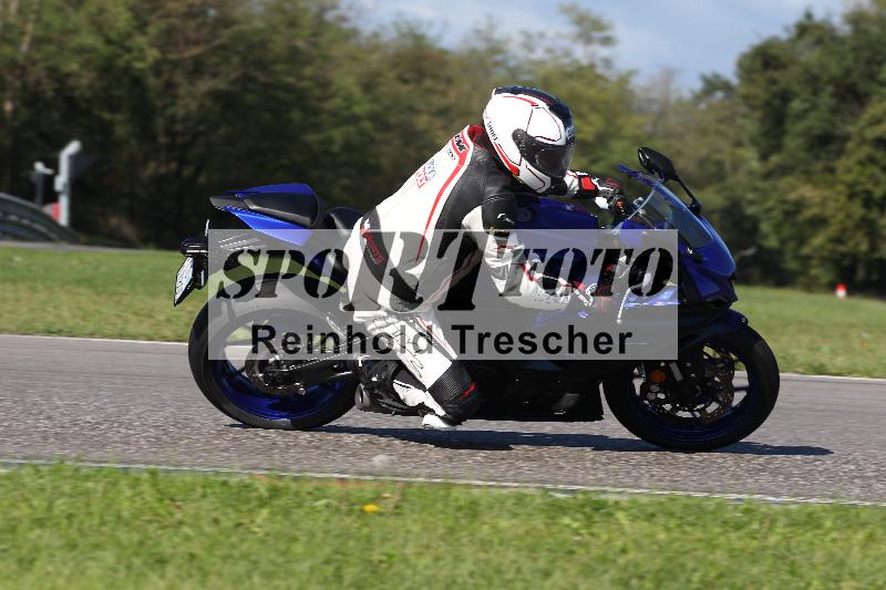 /Archiv-2022/65 20.09.2022 Straubhaar Fun Day ADR/Gruppe gruen/testbike